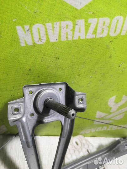 Стеклоподъемник механ. задний левый Рено Клио 2