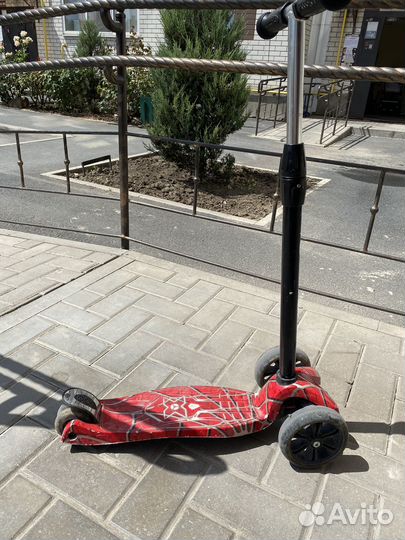 Самокат детский трехколесный