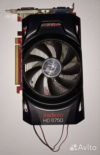Видеокарта Radeon 6750. 2GB