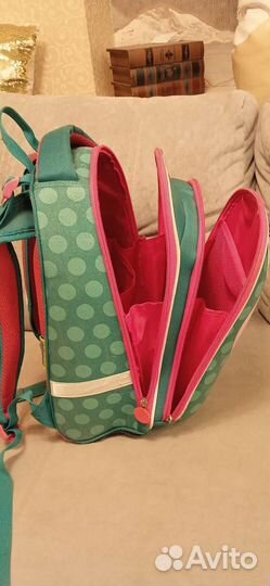 Рюкзак школьный