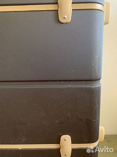 Чемодан proffi Travel (M) на колесах