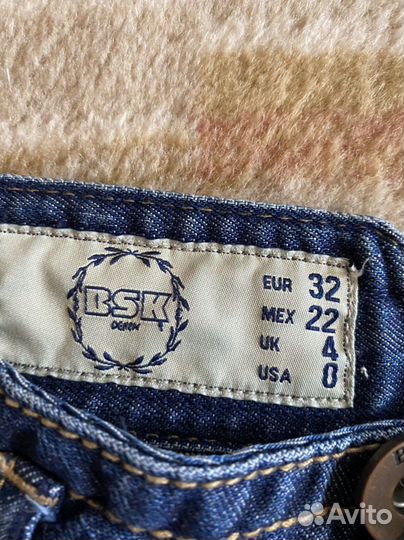 Шорты Reebok, Bershka