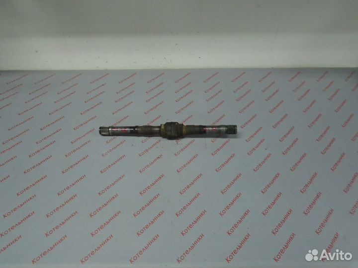 Nissan 39268-2F226 полуось левая