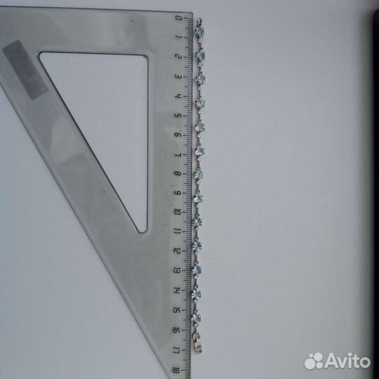 Серебряный браслет с камнями