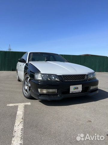 Nissan Laurel 2.5 AT, 1999, 300 000 км