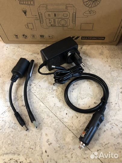 Портативная зарядная электростанция FlashFish E200