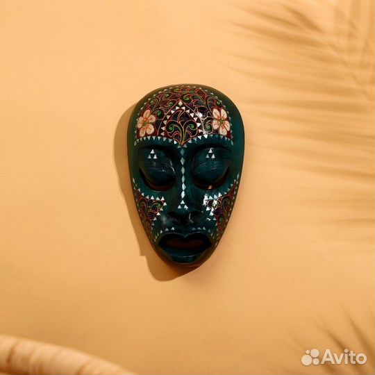 Маска 'Ломбок стайл' дерево 23х15х6 см