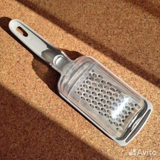 Тёрка с контейнером