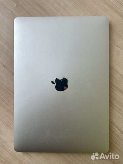 Macbook air 13 2020 Intel Core i3