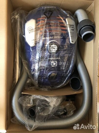 Пылесос Electrolux EPF63DB