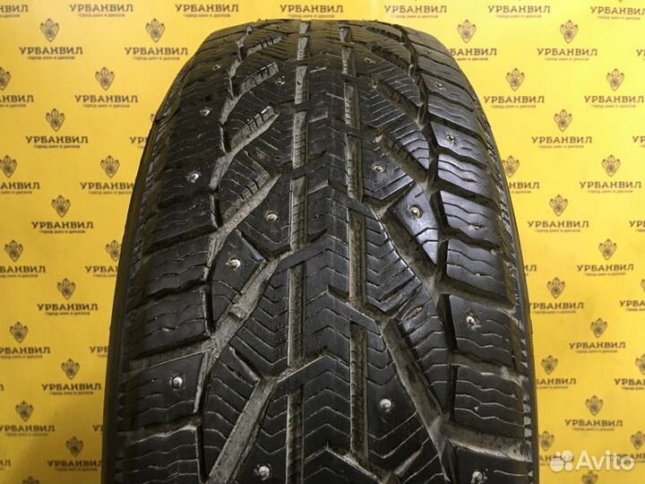 Tigar Ice 215/55 R16 97T