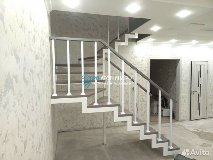 Лестница на второй этаж