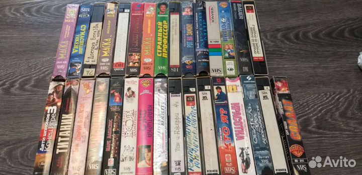 Видеокассеты с фильмами