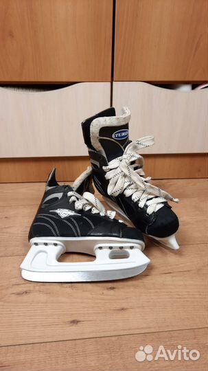 Коньки хоккейные детские 35 размер