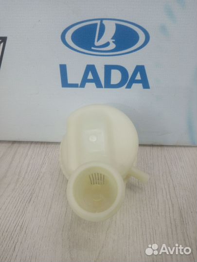 Бачок эгур гур насоса электрогидроусилителя руля L