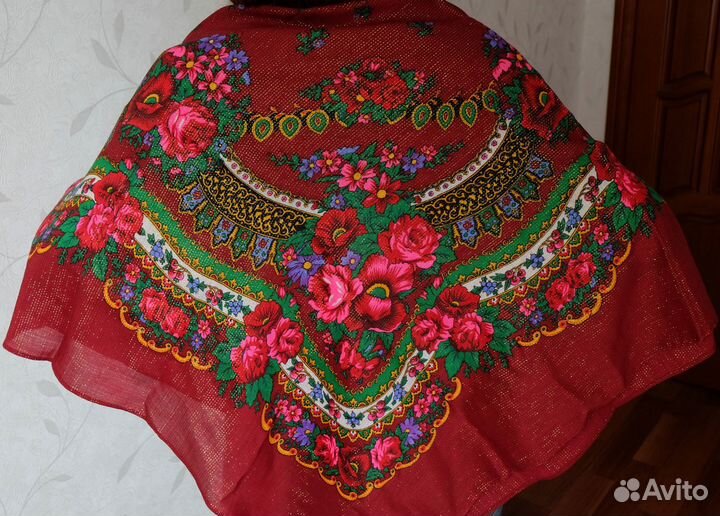 Платок винтаж красный