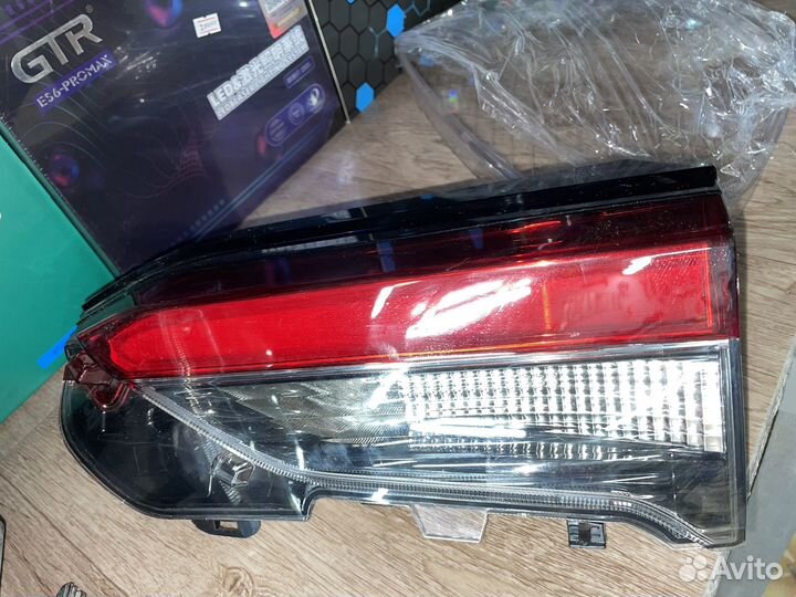 Фонарь задний правый toyota rav4 xa 50