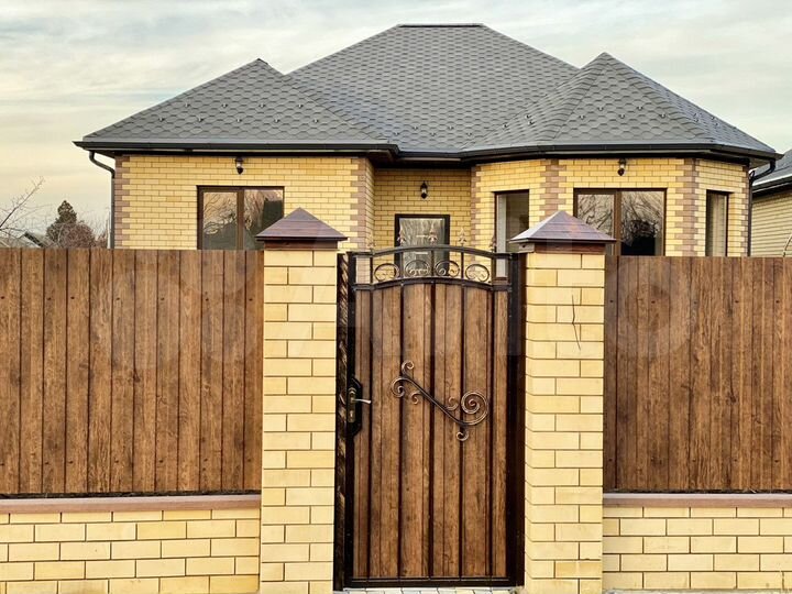 Дом 150 м² на участке 8,5 сот.