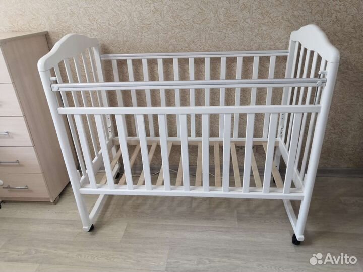Детская кроватка + матрас