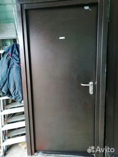 Двери 90*200, входные