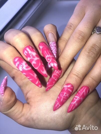 Маникюр на дому