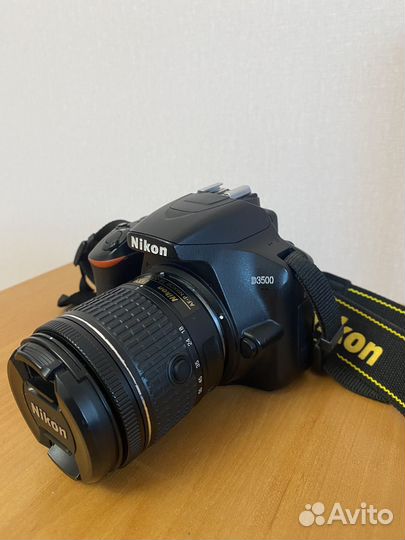 Зеркальный фотоаппарат nikon D3500