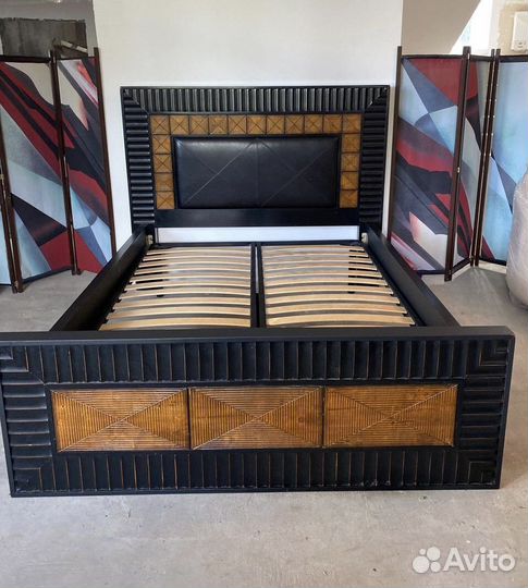 Кровать двухспальная в японском стиле