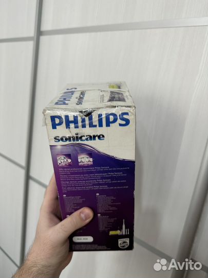 Зубная щетка Philips Sonicare DiamondClean HX9332