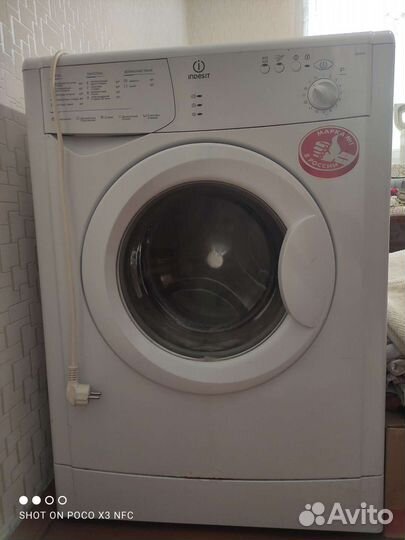 Стиральная машина indesit