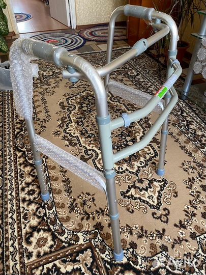 Ходунки для взрослых