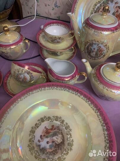 Сервиз столовый и чайный 