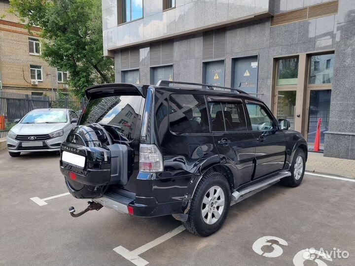 Mitsubishi Pajero, 2011