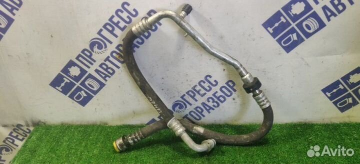 Трубка кондиционера Mercedes-Benz W211 седан 2.2