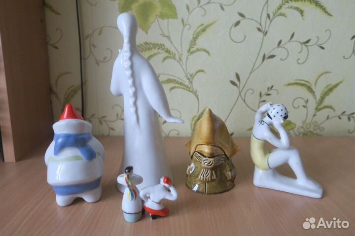 Фарфоровые фигурки