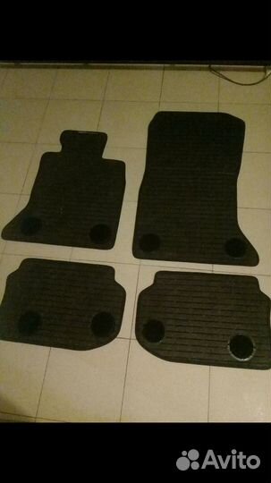 Продаю коврики бмв