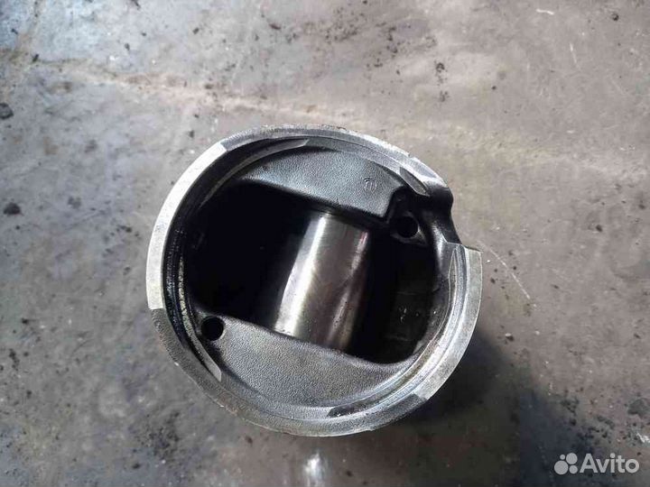 Поршень Iveco Cursor10