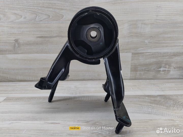 Задняя опора двигателя Geely Emgrand ec7 Оригинал