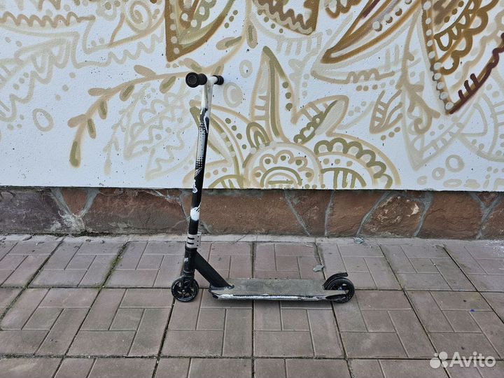 Трюковой самокат rush action