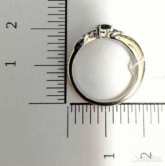 Золотое кольцо с камнем 16,5р