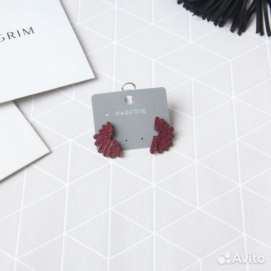 Км Стильные серьги