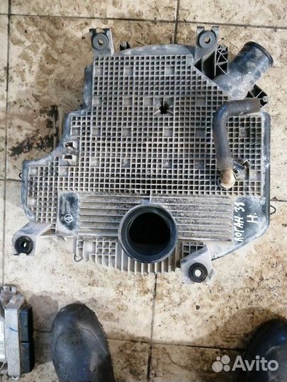 Корпус воздушного фильтра Renault Logan LS0G