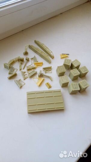 Кит из смолы Контейнерный мусоровоз М-30