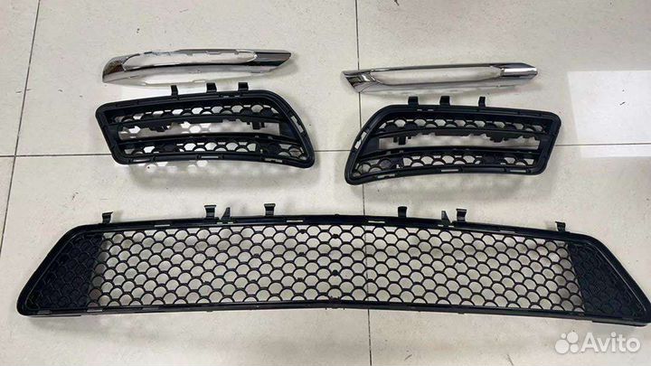 Решетка бампера на Mercedes-Benz w212