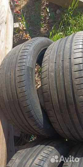 Pirelli P Zero 285/45 R20