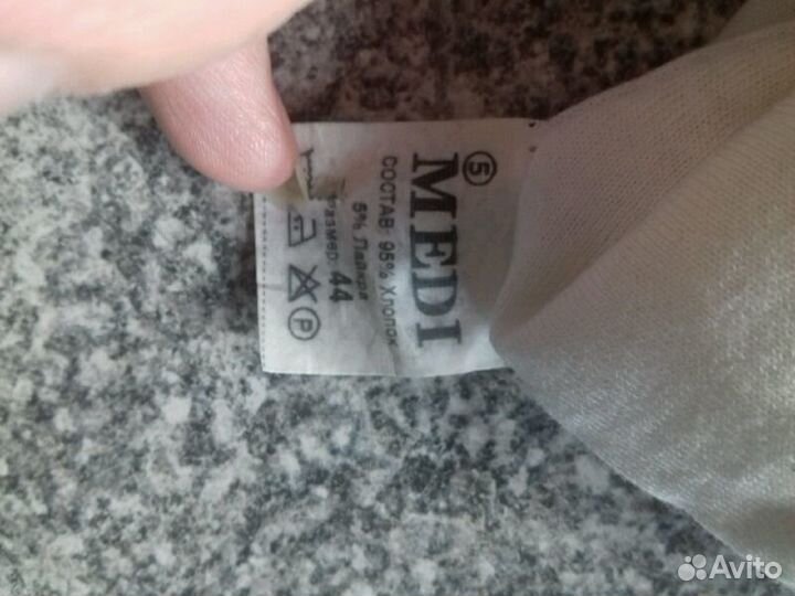 Хорошенькая шапочка зимняя забирайте