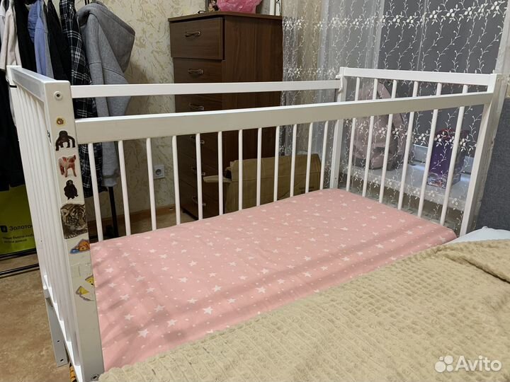 Детская кроватка