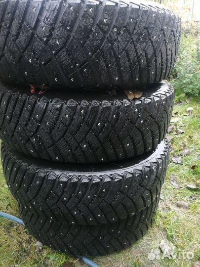 Goodyear Ultragrip Ice Arctic 185/65 R15 88T