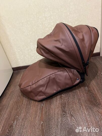 Коляска Verdi Futuro Brown Sugar 3 в 1