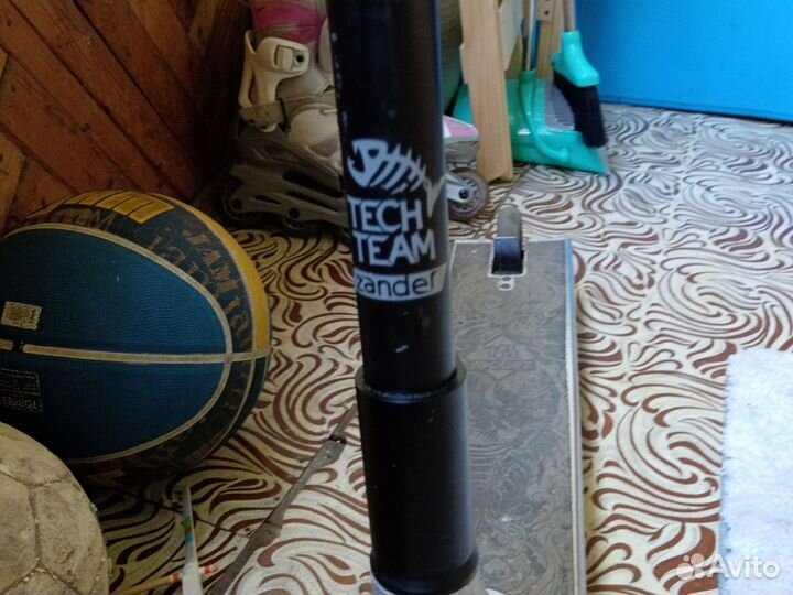 Трюковой самокат tech team стрит