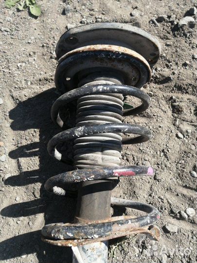 Амортизатор передний правый Peugeot 206 2A/C KFV